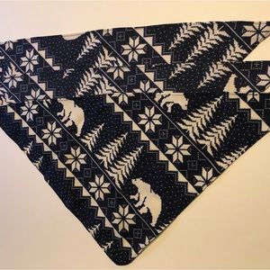 3 Matching Winter print dog bandanas. All the same size, for large dog.